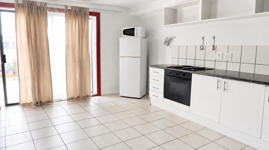 1 Bedroom Property for Sale in Wynberg Western Cape